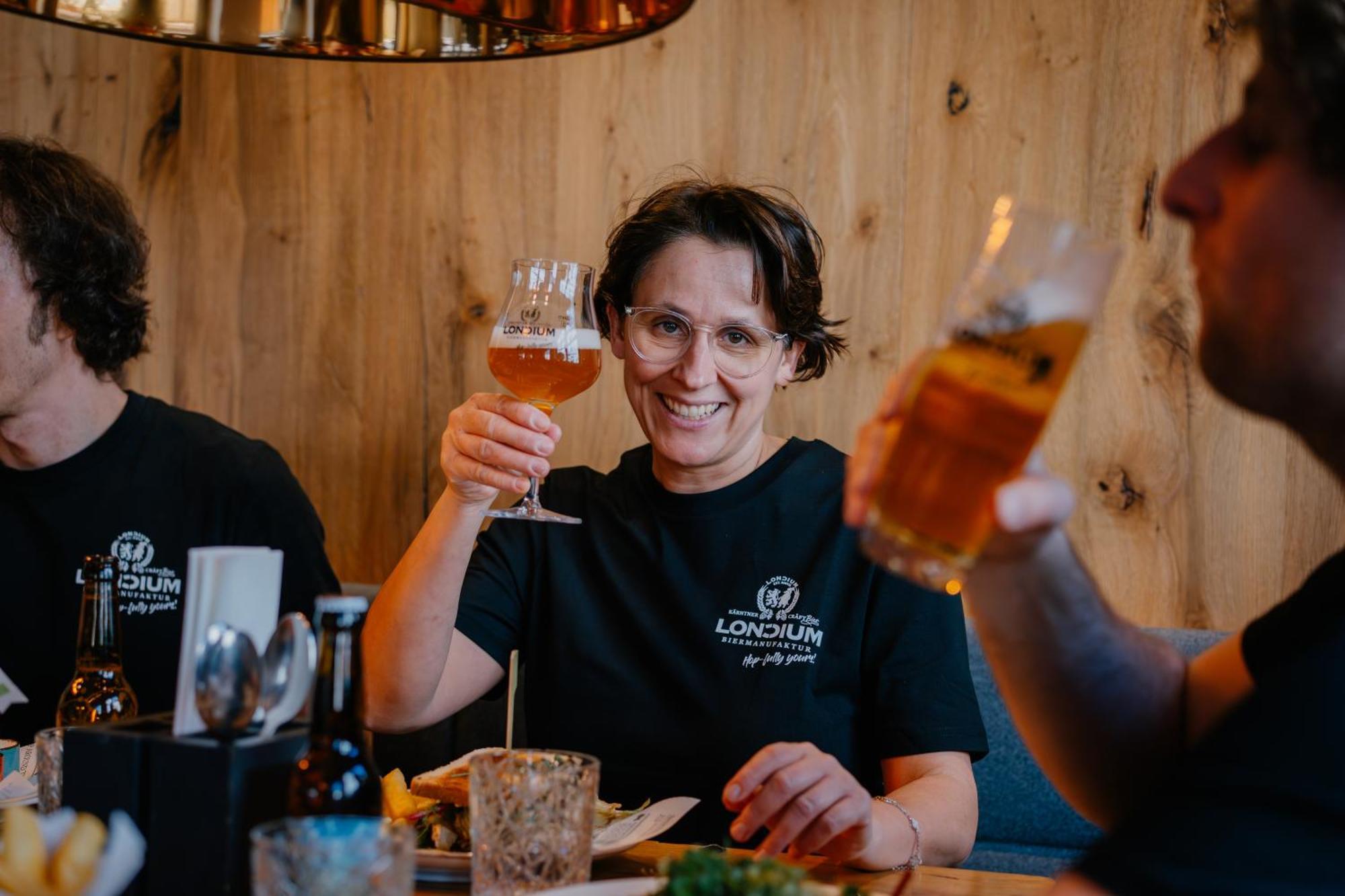 Bierhotel Loncium & Privatbrauerei ケットシャッハ＝マウテン エクステリア 写真