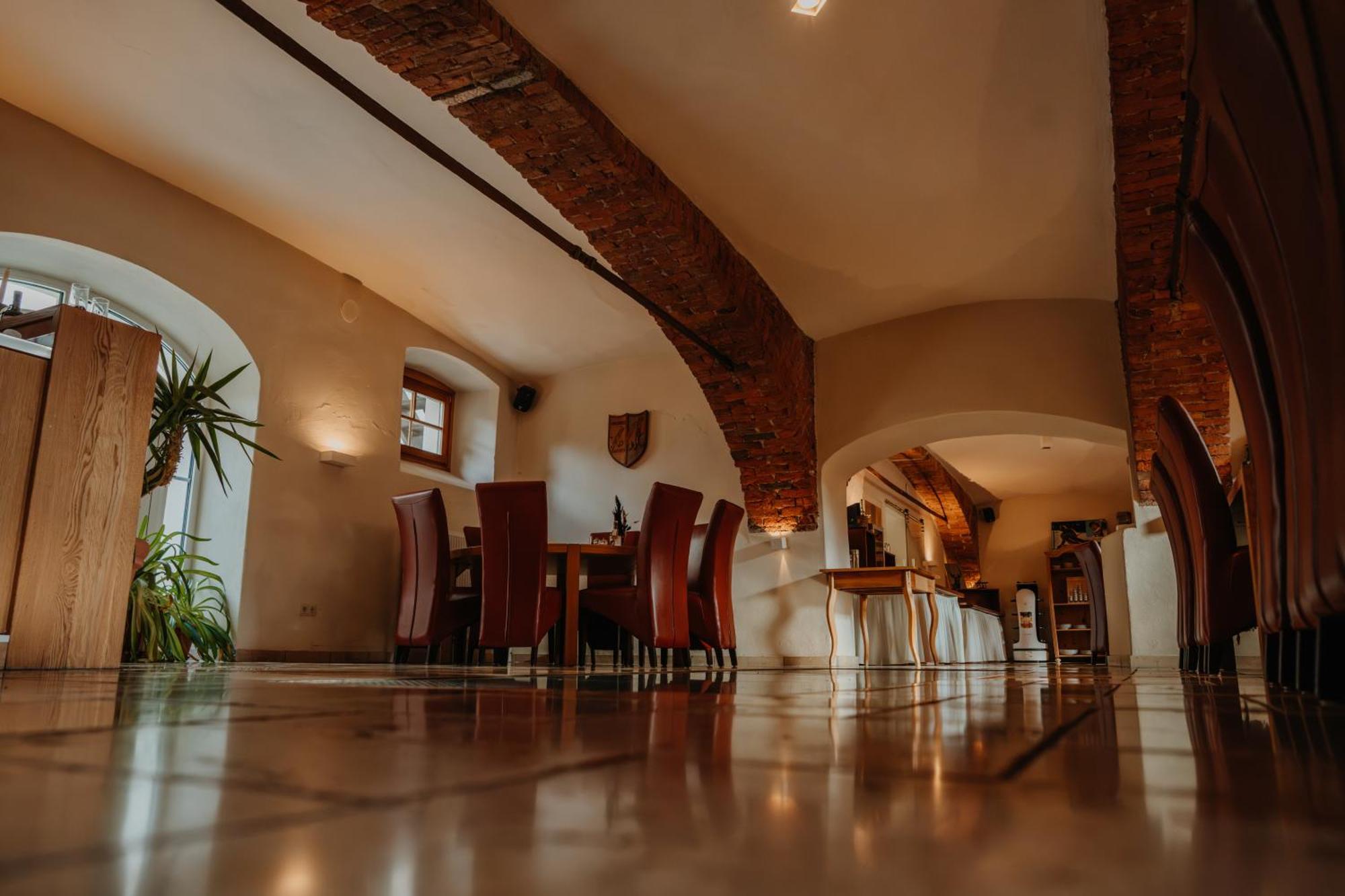 Bierhotel Loncium & Privatbrauerei ケットシャッハ＝マウテン エクステリア 写真